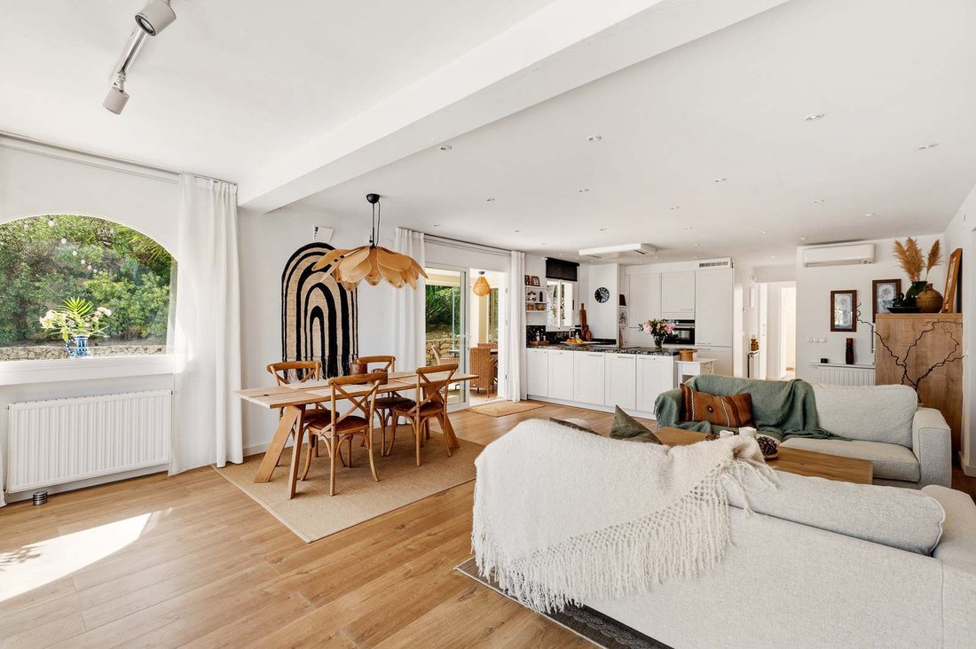 Villa in la Nucia, Valencian Community, Spain 5 - 17683144
