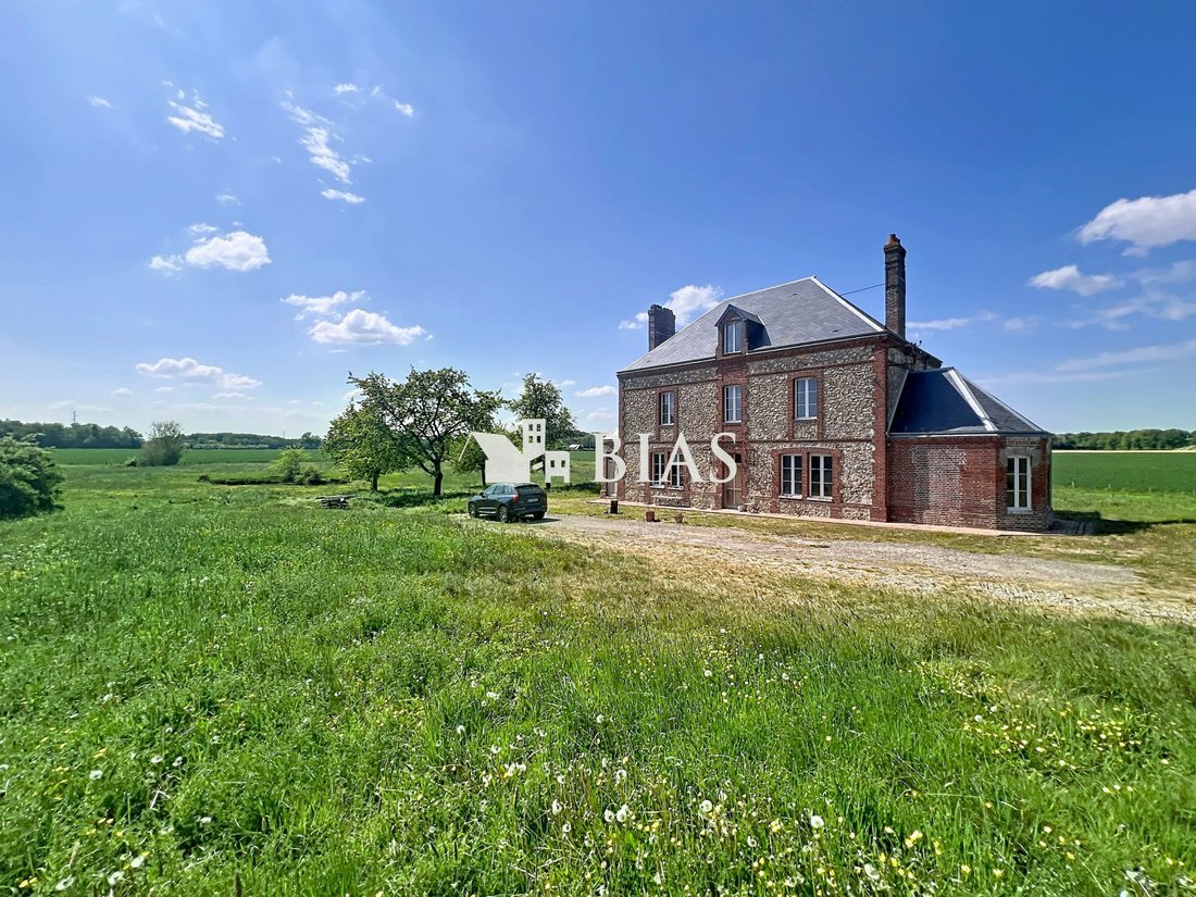 House in Saint-Leger-de-Rotes, Normandy, France 1 - 17566841
