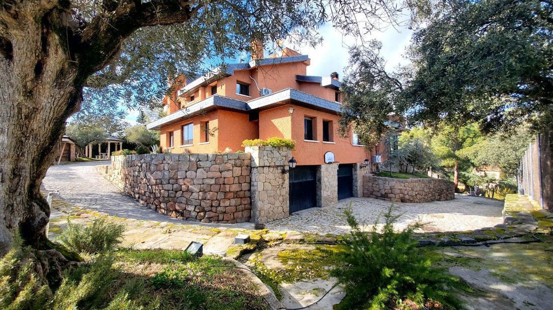 Villa in Ciudalcampo, San Sebastián de los Reyes, Comunidad de Madrid 1 - 17339713