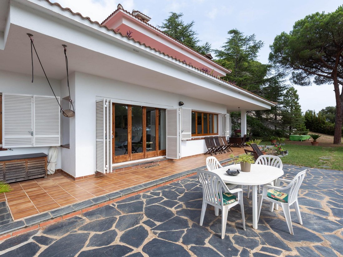 Villa in Sant Cebria de Vallalta, Catalonia, Spain 3 - 16988829