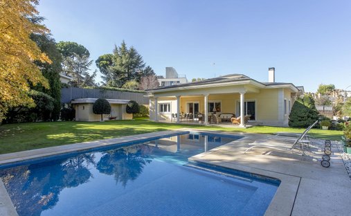 Villa in Hortaleza, Madrid, Spain 1
