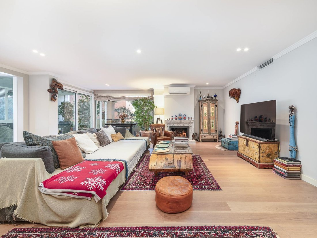 Apartment in Sarrià-Sant Gervasi, Barcelona, Spain 2 - 17075341