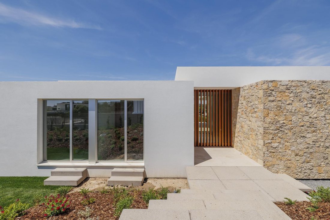 Villa in Boadilla del Monte, Comunidad de Madrid, Spain 2 - 16988490