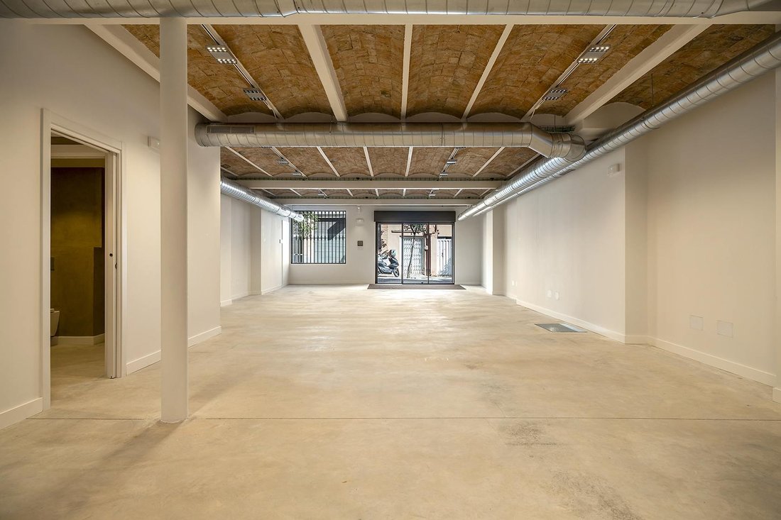 Apartment in Eixample, Barcelona, Spain 1 - 17220318