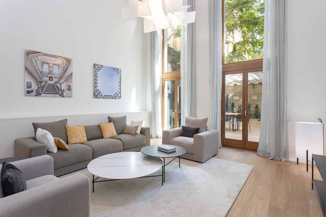 Apartment in Eixample, Barcelona, Spain 2 - 10764234
