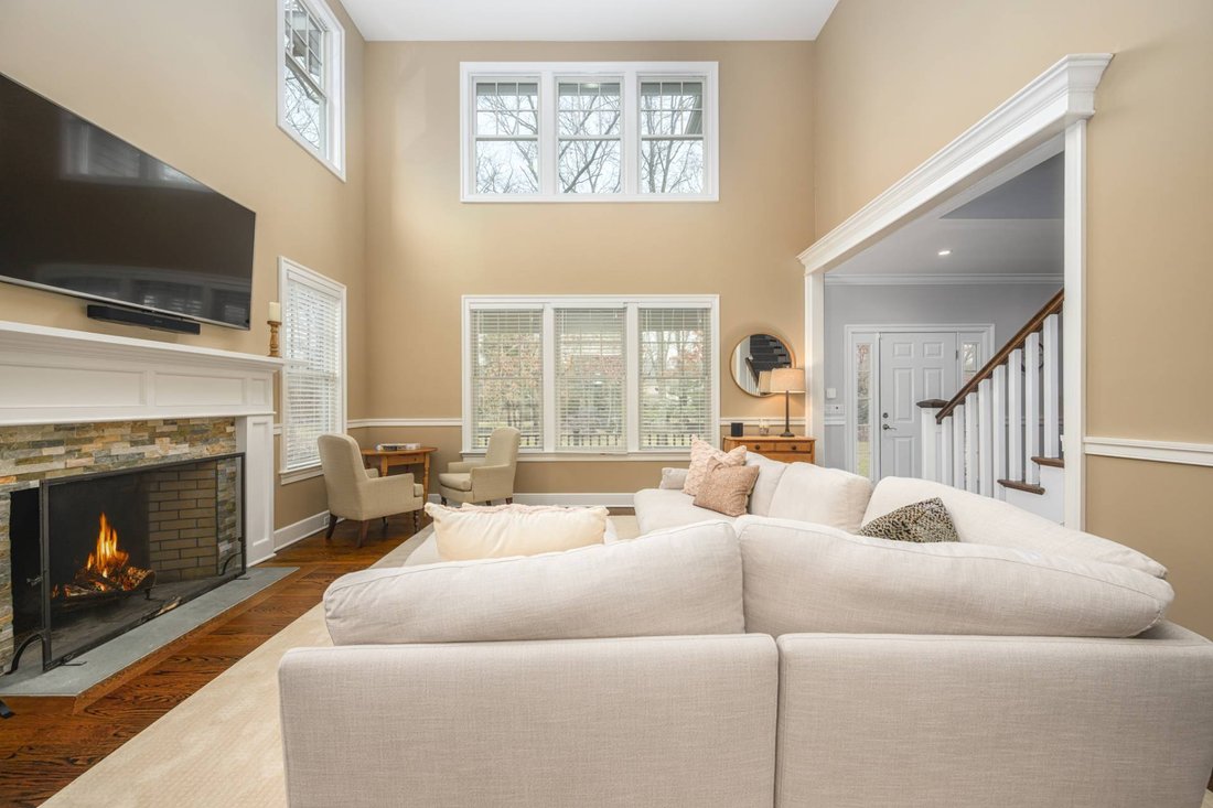 House in Hampton Bays, New York, United States 5 - 17797426