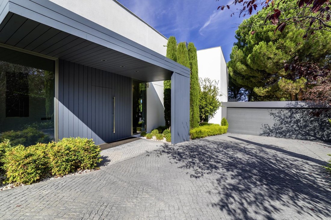 Villa in Boadilla del Monte, Comunidad de Madrid, Spain 5 - 16988389