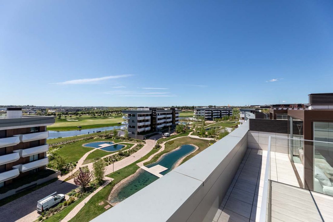 Appartement à Pozuelo de Alarcón, Communauté de Madrid, Espagne 2 - 17274523