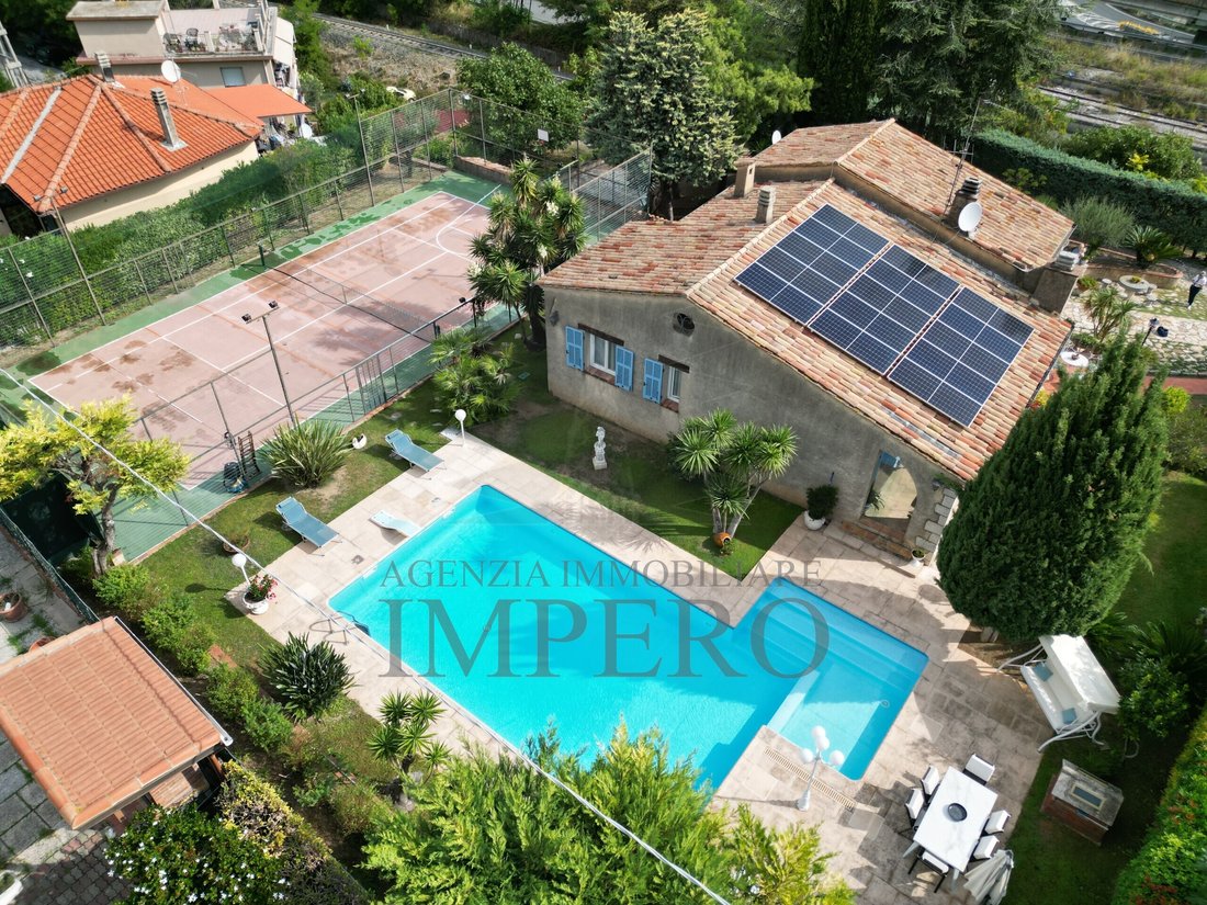 Villa in Seglia-Sant'Anna, Ventimiglia, Liguria 1 - 17795362