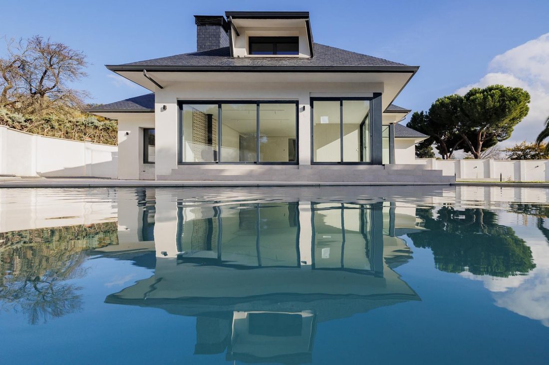 Villa in Boadilla del Monte, Comunidad de Madrid, Spain 3 - 16987775