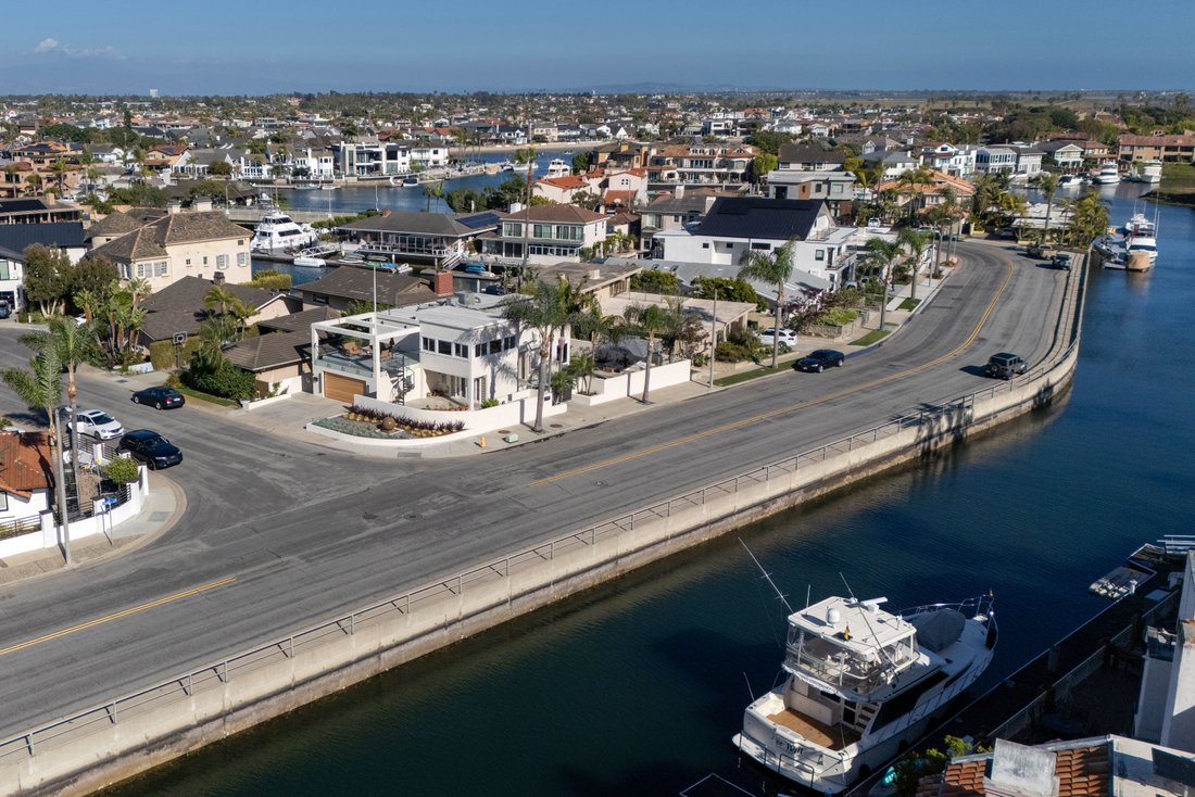 House in Huntington Beach, California, United States 3 - 17797113