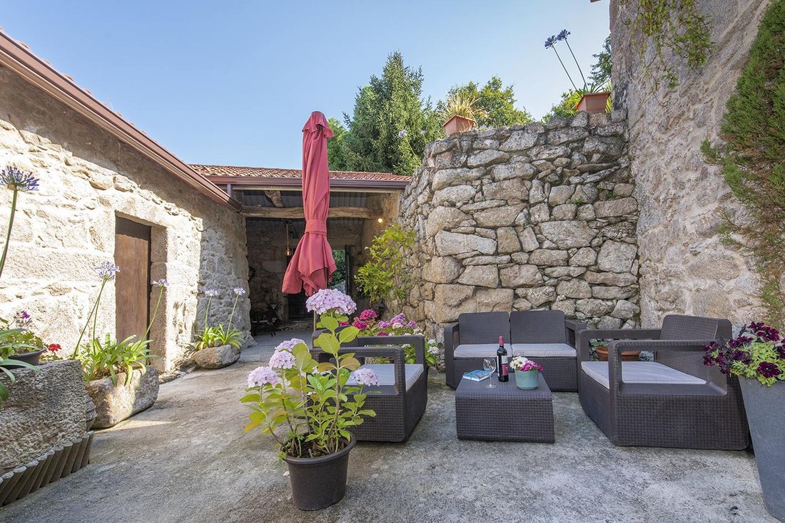 Villa in Cuntis, Galicia, Spain 5 - 17094150