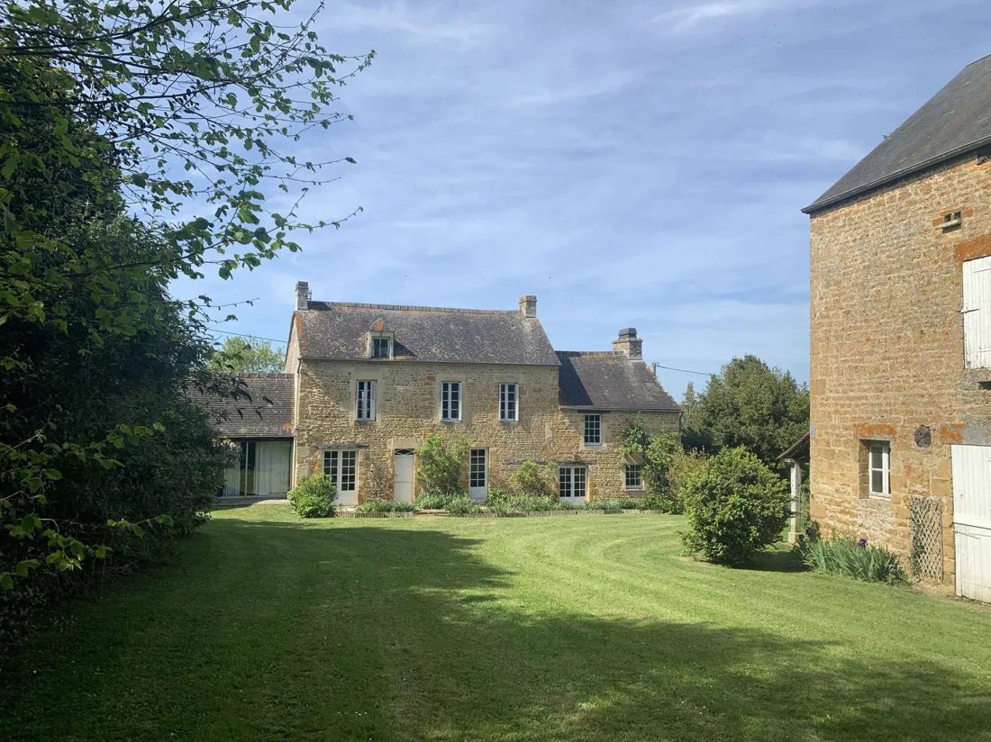 Maison à Est, Lisieux, France 2 - 17796246