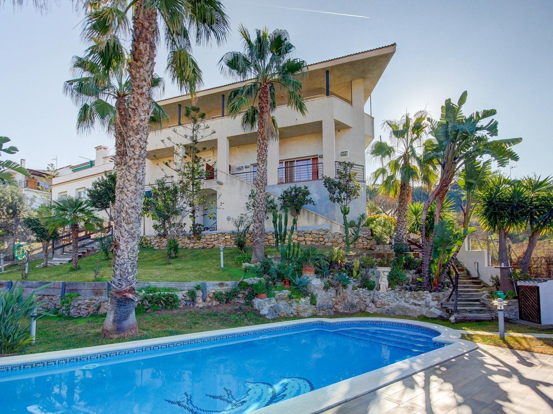Villa in Sitges, Catalonia, Spain 1 - 16987716