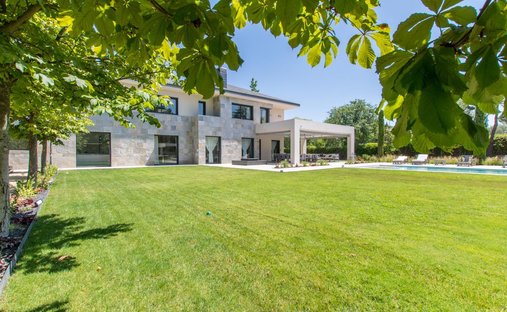 Villa in Pozuelo de Alarcón, Autonome Gemeinschaft Madrid, Spanien 1