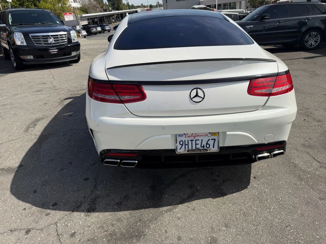 Coupe in Sunland, CA, United States 5 - 17800991