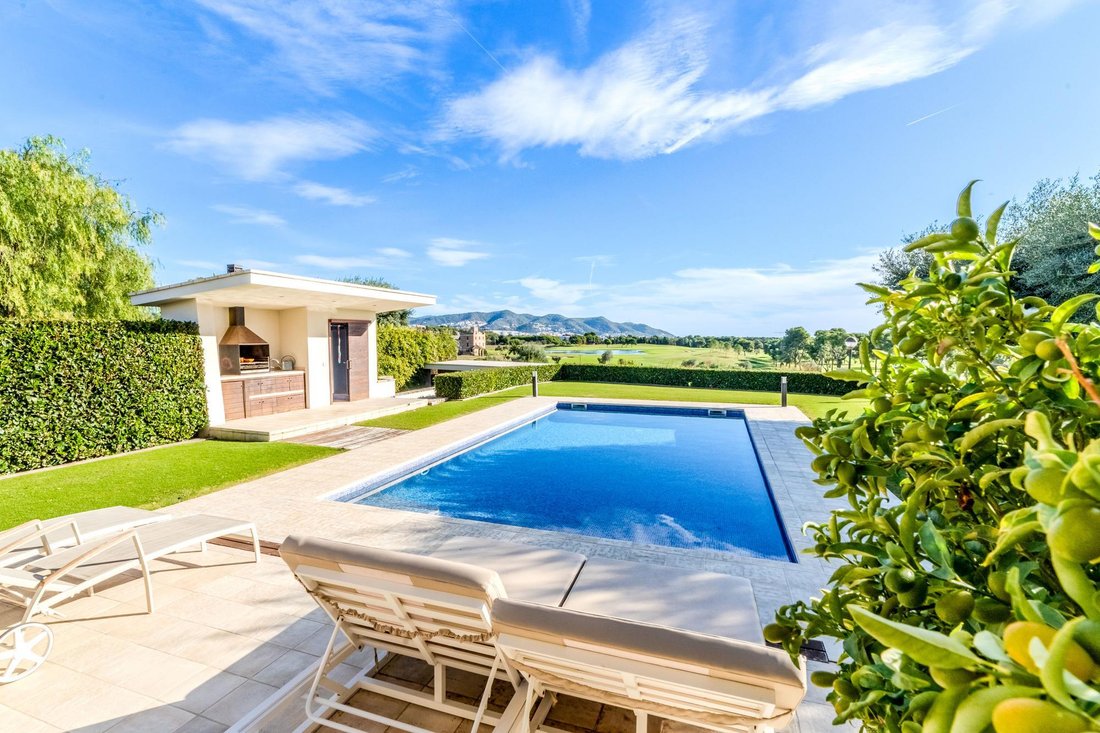 Villa in Sitges, Catalonia, Spain 2 - 16987671