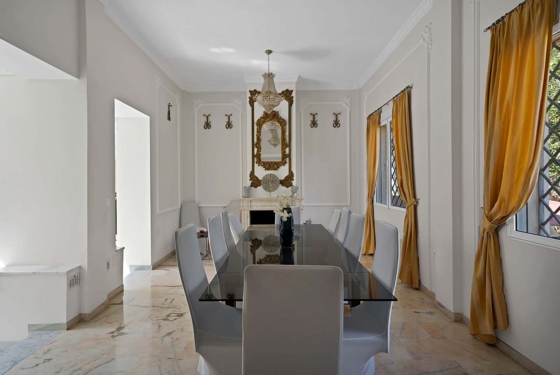 Villa in Elviria-Cabopino, Marbella, Spain 3 - 17531436