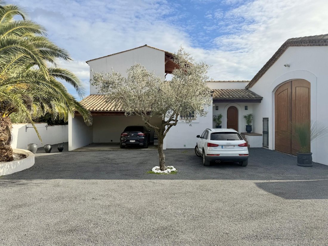 Villa in Mudaison, Occitania, France 3 - 17347545