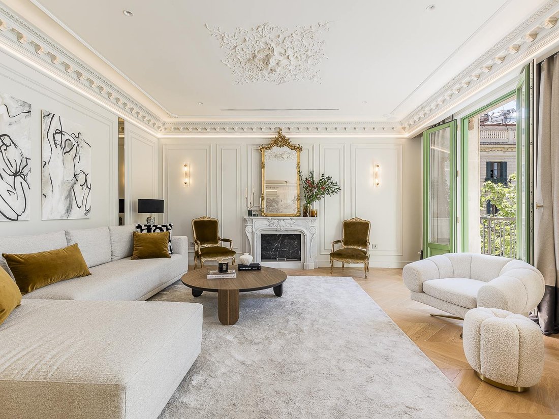 Apartment in Eixample, Barcelona, Spain 1 - 14983235