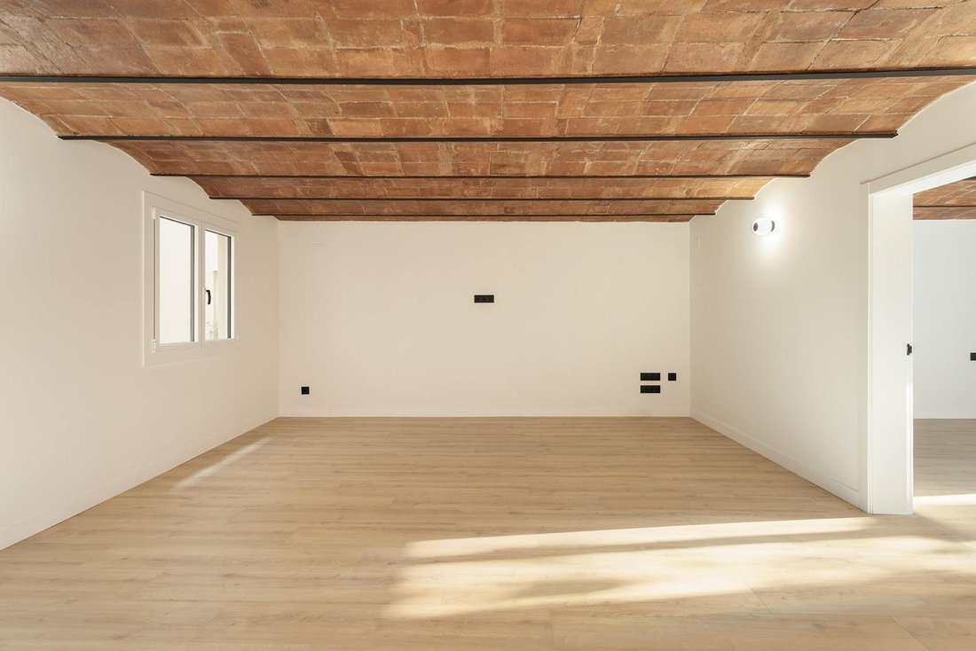 Apartment in Ciutat Vella, Barcelona, Spain 4 - 17094268