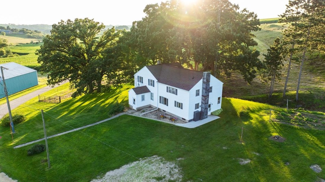 House in Hollandale, Wisconsin, United States 1 - 17793090