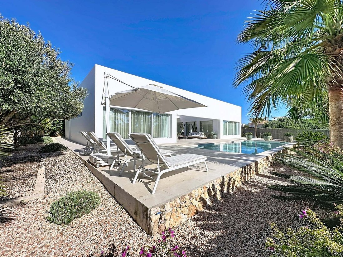 Villa in Sant Lluis, Balearic Islands, Spain 2 - 16988652