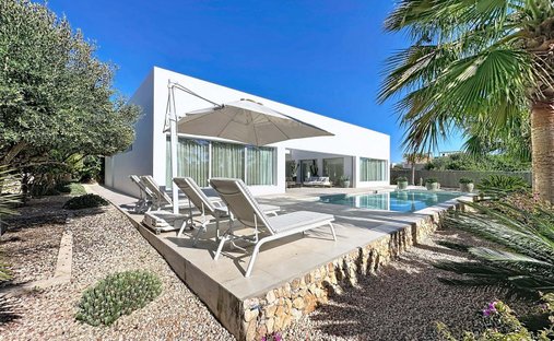 Villa a Punta Prima, Sant Lluís, Isole Baleari 1