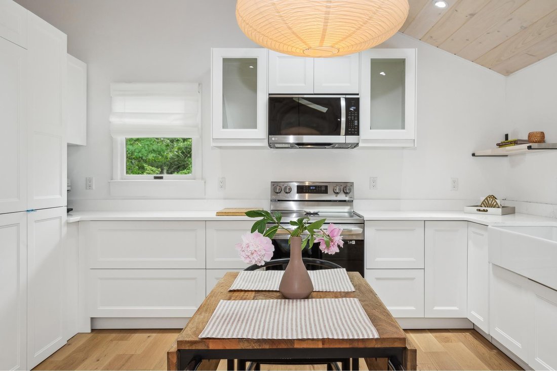 Hampton Bays, New York, United States 5 - 15879093