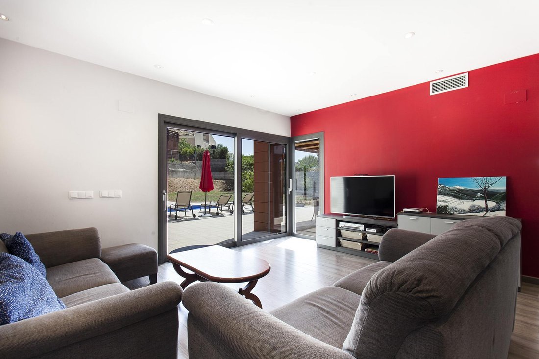 Villa in Sant Pere de Ribes, Catalonia, Spain 5 - 16988454