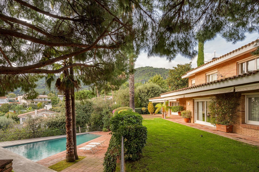Villa in Premia de Dalt, Catalonia, Spain 1 - 16988804
