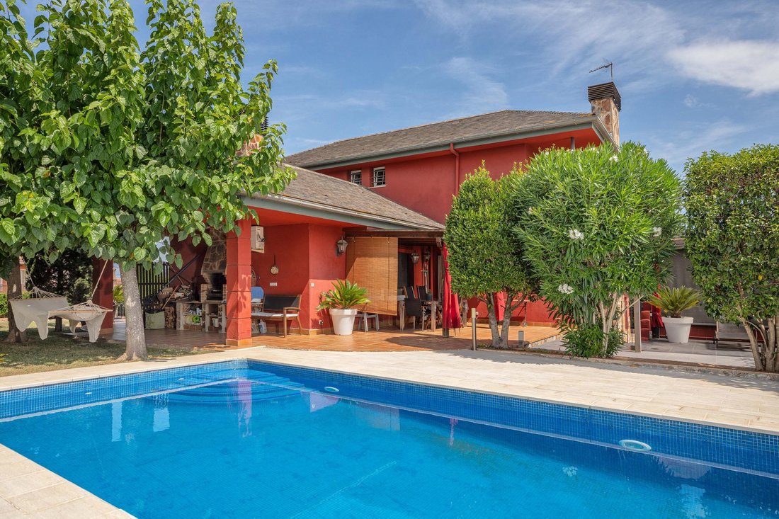 Villa in Girona, Catalonia, Spain 3 - 16988521