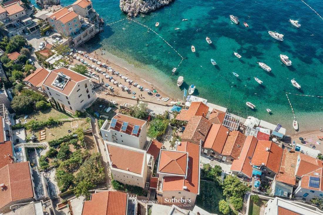 Villa in Pržno, Budva Municipality, Montenegro 3 - 17099574