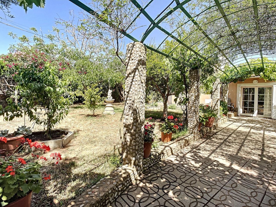 Villa in Maó / Mahón, Balearic Islands, Spain 2 - 16989665
