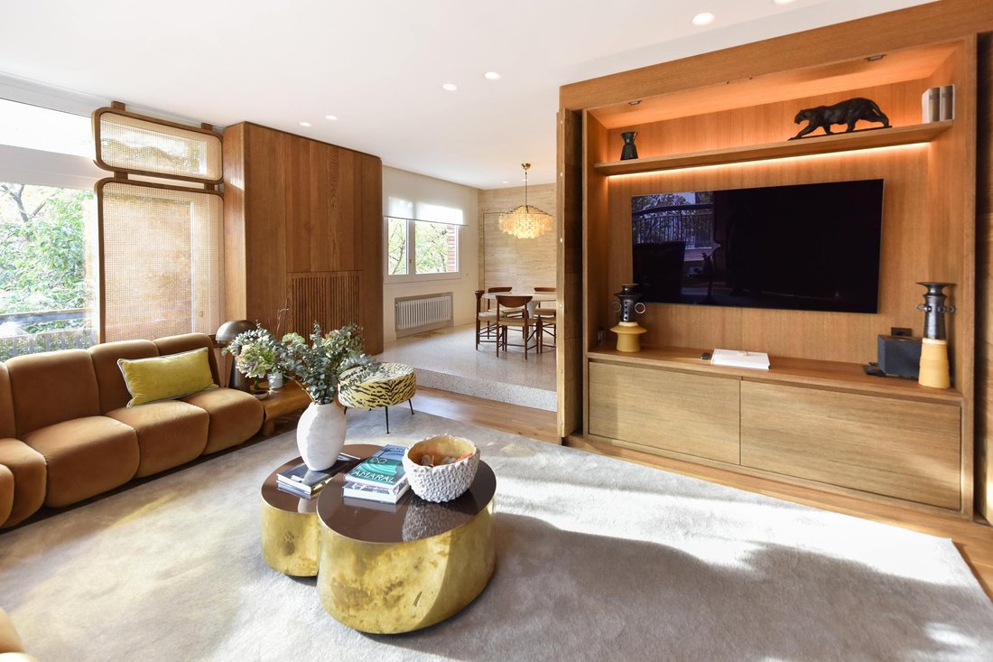 Apartment in Sarrià-Sant Gervasi, Barcelona, Spain 2 - 17451298