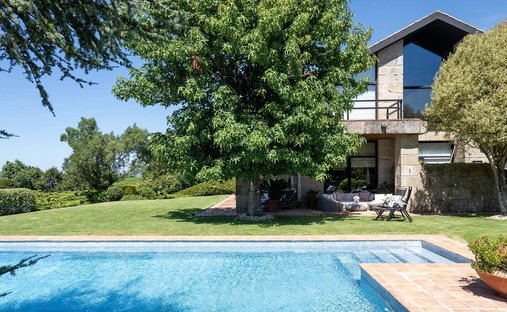 Villa a Nigran (District), Nigrán, Spagna 1