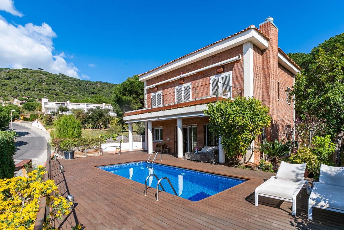 Villa in Teia, Catalonia, Spain 1 - 16987467