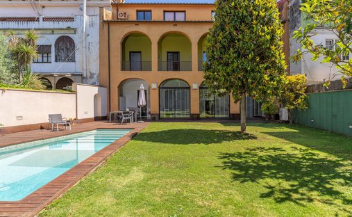 Villa in Banyoles (District), Banyoles, Spain 1