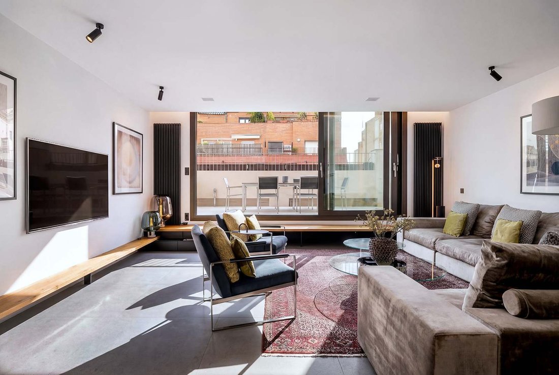 Apartment in Eixample, Barcelona, Spain 2 - 17599948