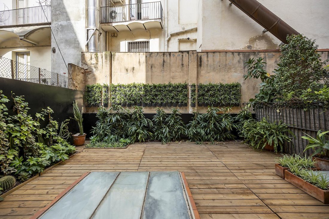 Apartment in Ciutat Vella, Barcelona, Spain 2 - 17429380