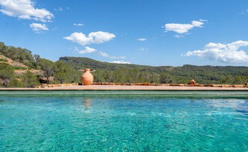 Villa in El Molar, Katalonien, Spanien 1