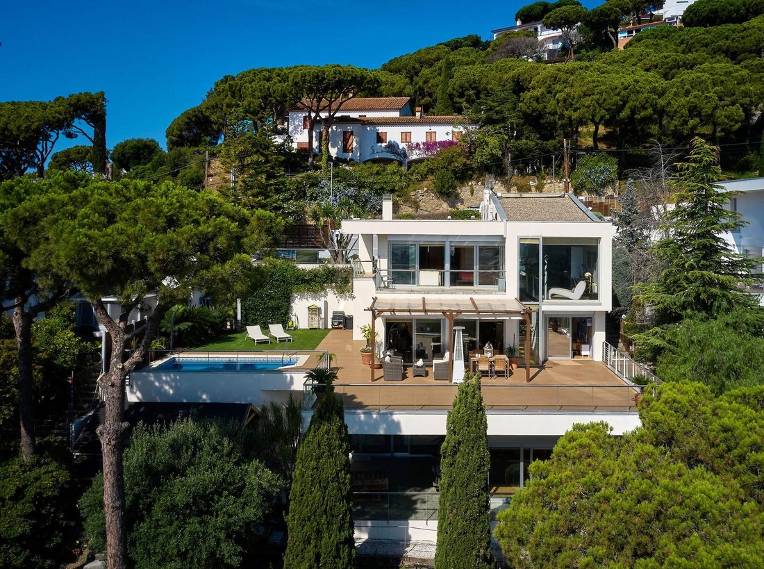 Villa in Premia de Dalt, Catalonia, Spain 5 - 16988995