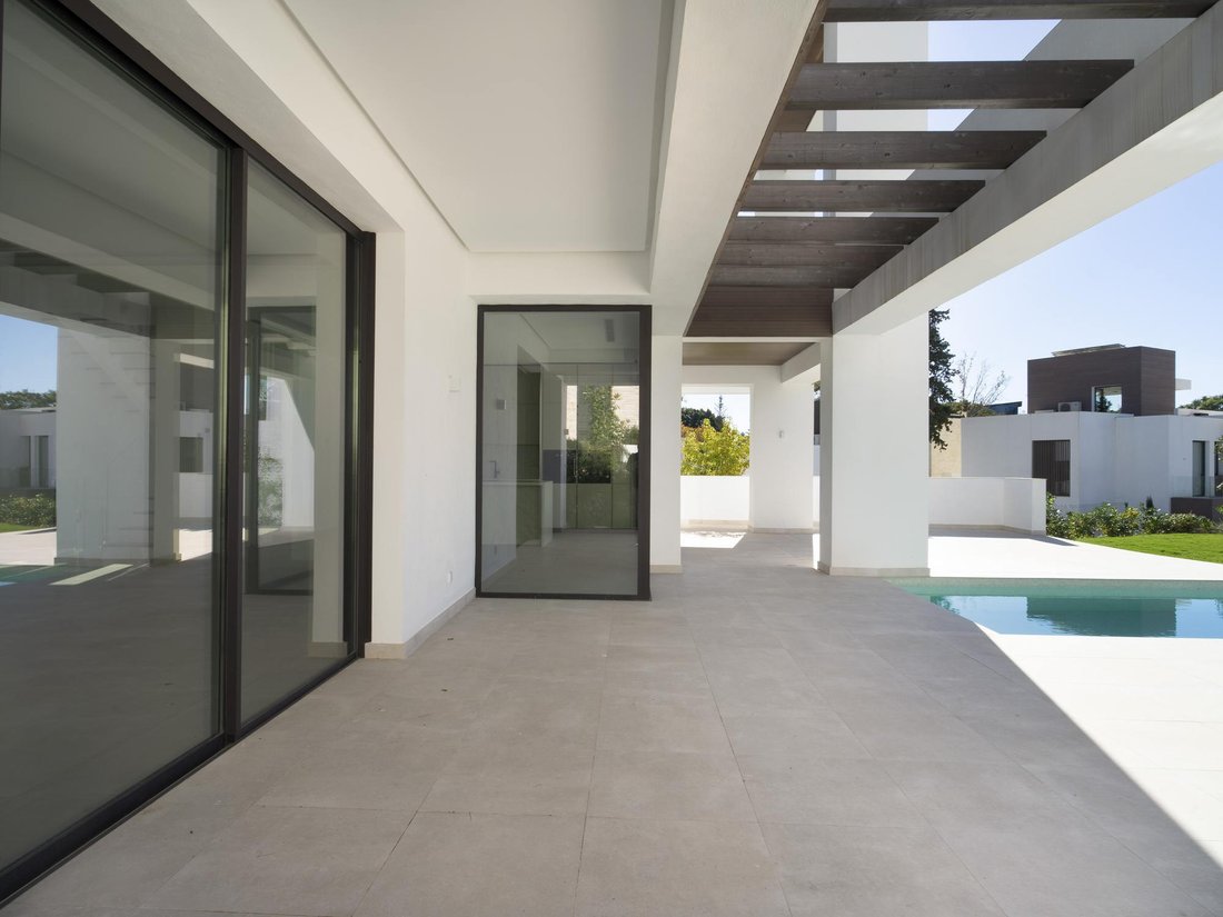 Villa in San Pedro de Alcantara, Andalusia, Spain 4 - 17146626