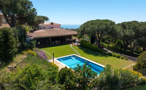 Villa in Cabrils, Catalonia, Spain 1
