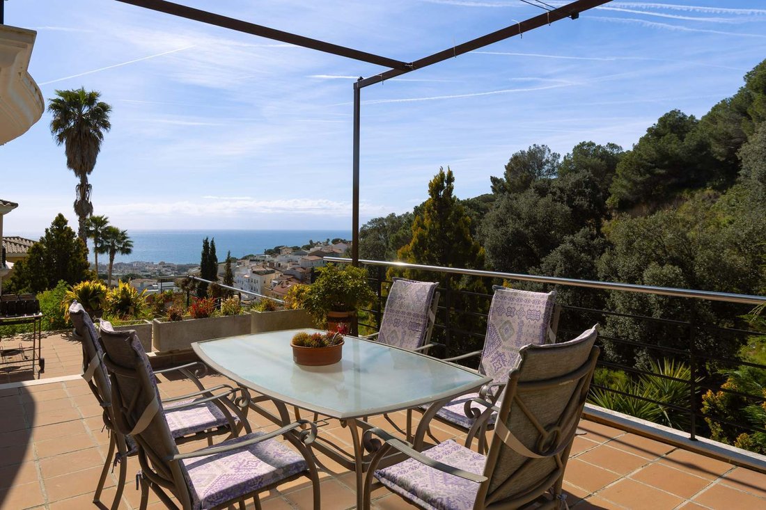 Villa in Premia de Dalt, Catalonia, Spain 4 - 17502628