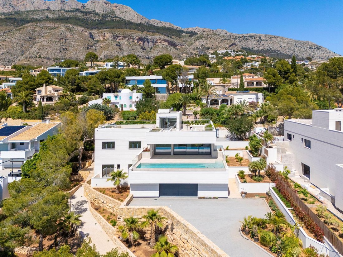 Villa in Altea, Valencian Community, Spain 1 - 16988624