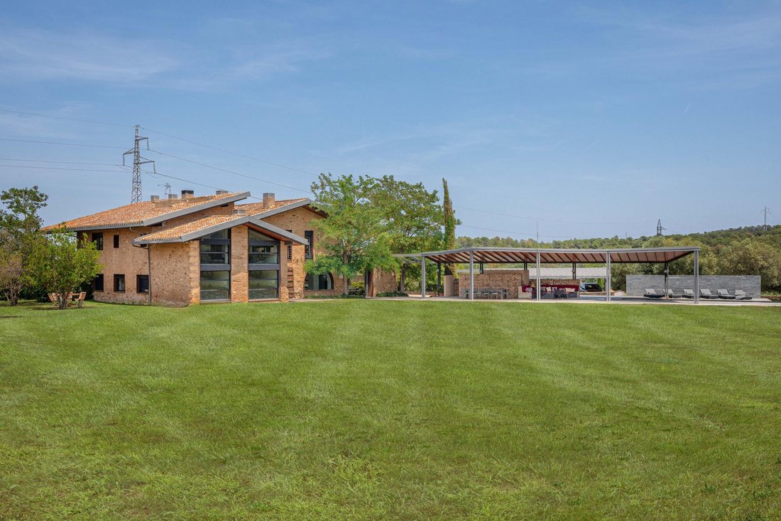 Country House in Forallac, Catalonia, Spain 2 - 16989187