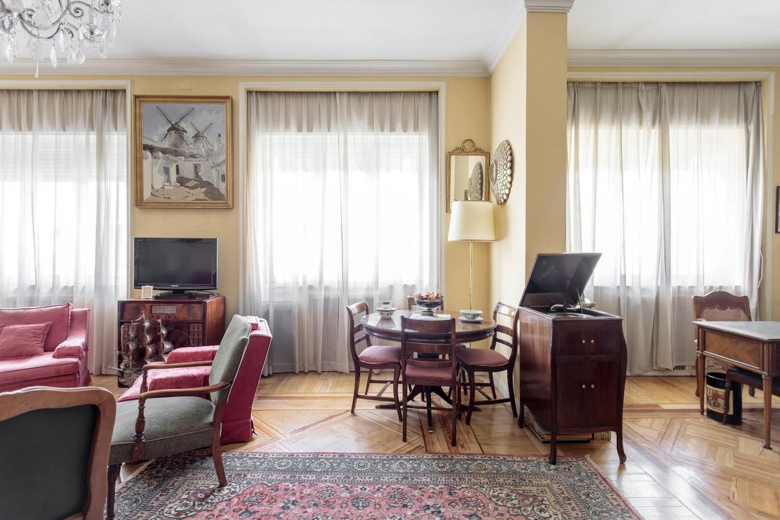 Apartment in Centro, Madrid, Spain 3 - 17408231