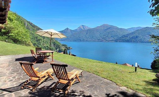Villa in Plesio, Lombardy, Italy 1