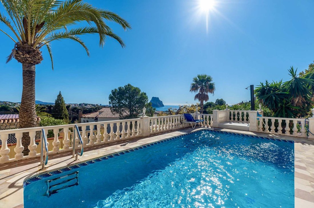 Villa in Calp / Calpe, Valencian Community, Spain 1 - 17646270